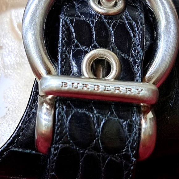 LIKE NEW BURBERRY HEELS - Picture 9 of 14